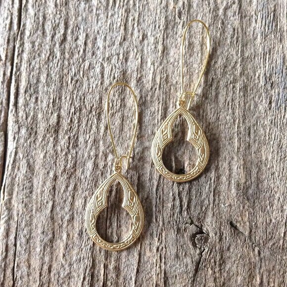Golden Raw Brass Keyhole Drop Earrings Boho Ethnic Eclectic Moroccan Flamenco - Picture 7 of 8